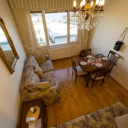 Prince Islands View Flat @hagiasophia@sultanahmet Apartament Stambuł